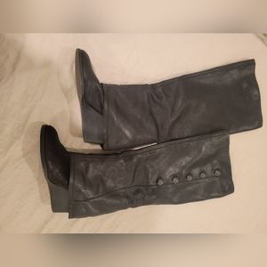 Leather boots size 7